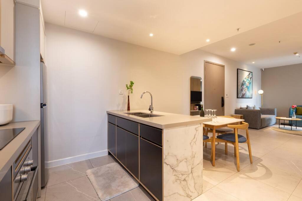 Luxury Modern 2brs 2wc, Zenity D1 View Căn hộ TP. Hồ Chí Minh